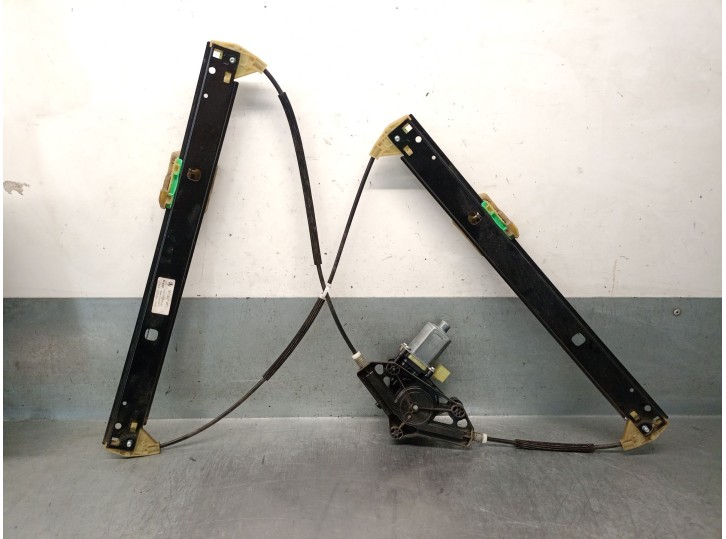 Replacement front left window regulator for Skoda Octavia III Combi (5E5, 5E6) 2.0 TDI OEM IAM reference 5E0837461 5E083746