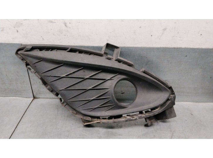 Recambio de rejilla paragolpes derecha para mazda 5 (cw) 1.8 mzr referencia OEM IAM C51350C11 C51350C11 