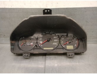 Replacement instrument cluster for Mazda MPV II (LW) 2.0 (LWEW) OEM IAM reference LD2455430A LD2455430A 