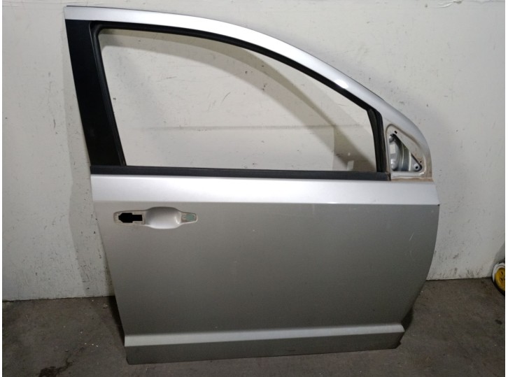 Recambio de puerta delantera derecha para fiat freemont (345_) 2.0 jtd referencia OEM IAM K68067470AD K68067470AD 