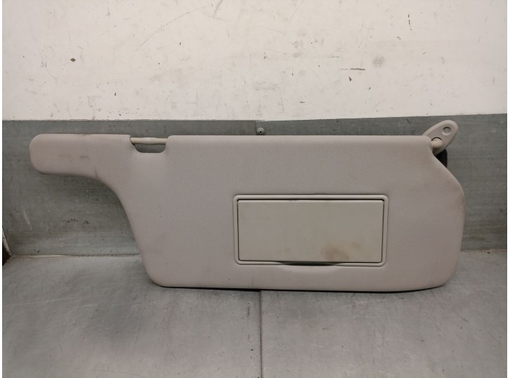 Recambio de parasol derecho para mazda mpv ii (lw) 2.0 (lwew) referencia OEM IAM LC8269270C03 LC8269270C03 
