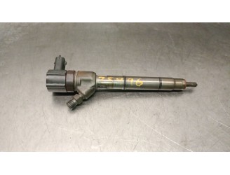 Recambio de inyector para hyundai i30 (fd) 1.6 crdi referencia OEM IAM 338002A900 0445110320