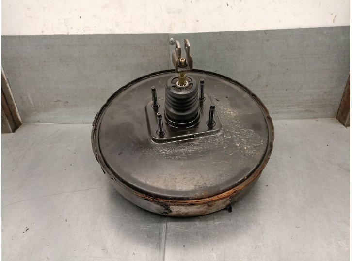Recambio de servofreno para mazda mpv ii (lw) 2.0 (lwew) referencia OEM IAM LC6443800 LC6443800 