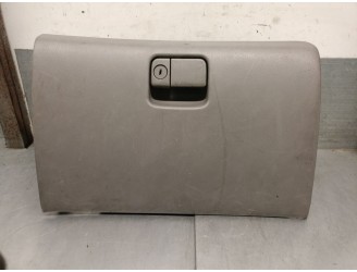 Replacement glove box for Mazda MPV II (LW) 2.0 (LWEW) OEM IAM reference LC6464030A05 LC6464030A05 
