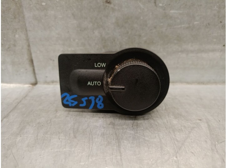 Recambio de interruptor para hyundai terracan (hp) 2.9 crdi 4wd referencia OEM IAM 93260H1100 93260H1100 