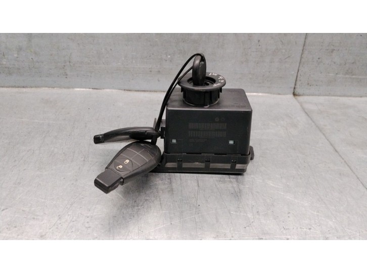 Replacement ignition switch for Dodge Journey 2.0 CRD OEM IAM reference P68210155AB 5026872AE