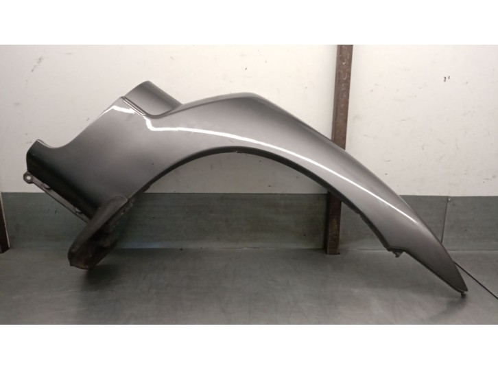 Replacement right front fender for Hyundai Terracan (HP) 2.9 CRDi 4WD OEM IAM reference 87742H1500 87742H1500