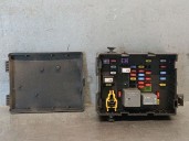 Recambio de caja reles / fusibles para fiat freemont (345_) 2.0 jtd referencia OEM IAM 68068355AB 