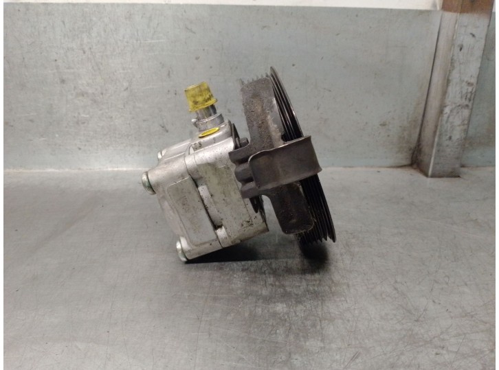 Recambio de bomba servodireccion para volvo s60 i (384) 2.5 t referencia OEM IAM 8251957 8251957 