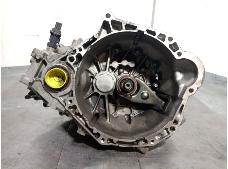 Recambio de caja cambios para hyundai i30 (fd) 1.4 referencia OEM IAM T9J5G 4300032080 043953