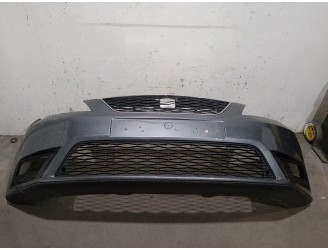 Replacement front bumper for Seat Leon ST (5F8) 1.6 TDI OEM IAM reference 5F0807217BR 5F0807217BR 
