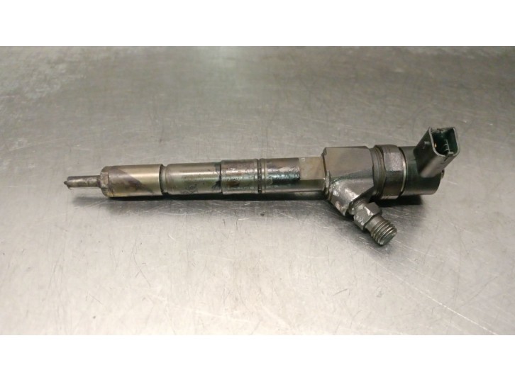 Recambio de inyector para opel insignia a (g09) 2.0 cdti (68) referencia OEM IAM 0445110327 0445110327
