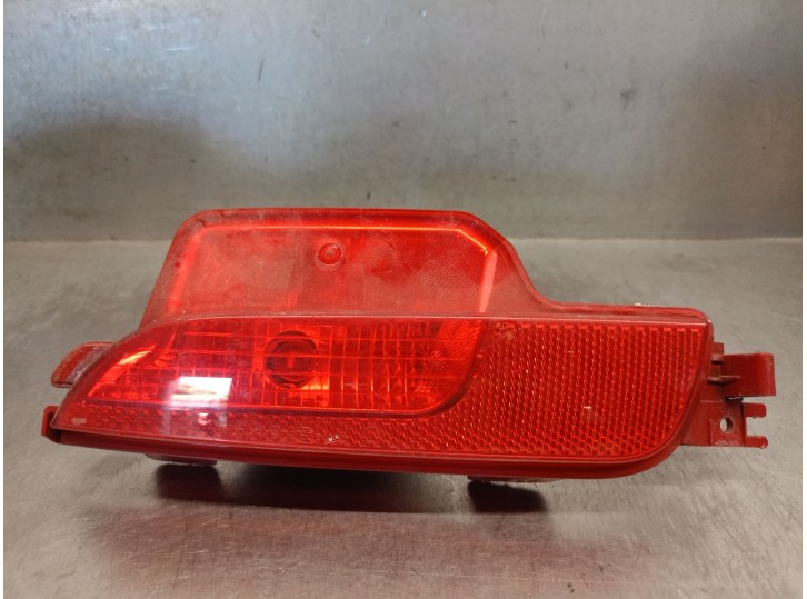 Replacement left rear fog light for Fiat 500L (351_, 352_) 1.4 (199lyb1b) OEM IAM reference 52008635 52008635