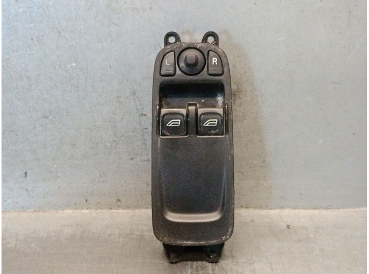 Replacement front left window regulator switch for Volvo C30 (533) 1.6 D OEM IAM reference 31295124AA 31295124