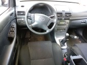 toyota avensis (_t25_) del año 2008