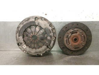 Replacement clutch kit for Fiat 500L (351_, 352_) 1.4 (199LYB1B) OEM IAM reference 71773492 71773492 