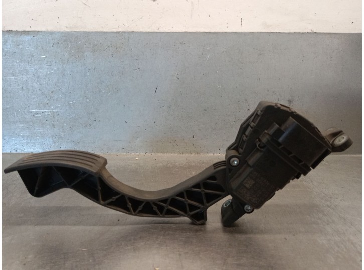 Recambio de potenciometro pedal para volvo c30 (533) 1.6 d referencia OEM IAM 4M519F836AK 31445344 