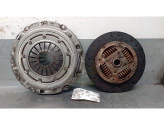 Replacement clutch kit for Volkswagen Golf V (1K1) 1.9 TDI OEM IAM reference 03G141015N 03G141015N 