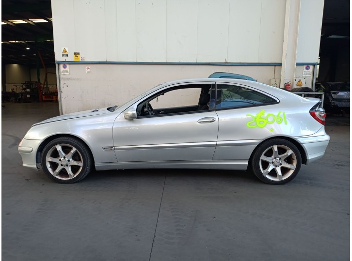 mercedes-benz clase c (w203) del año 2007