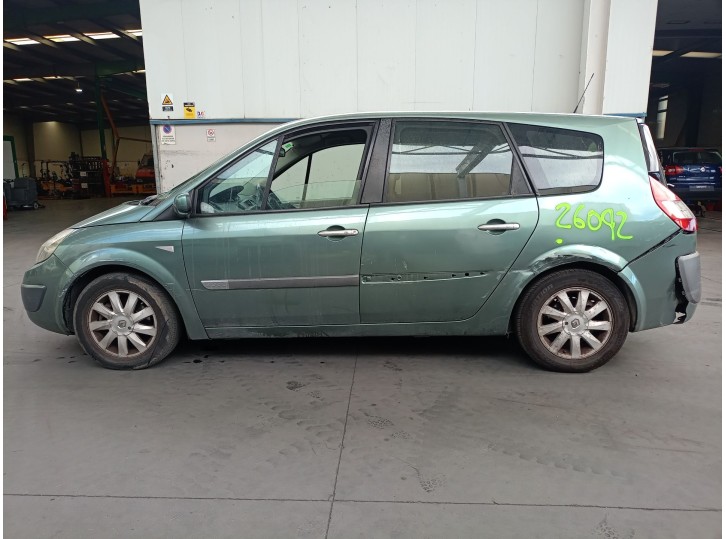 RENAULT GRAND SCÉNIC II (JM0/1_)