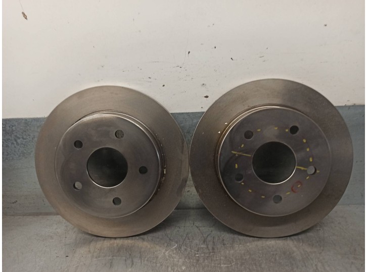 Replacement rear brake disc for Ford Scorpio I (GAE, GGE) 2.5 TD OEM IAM reference 478196 