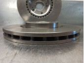 Replacement front brake disc for Renault Espace III (JE0_) 3.0 V6 24V (JE0G, JE0R) OEM IAM reference 7701206673 