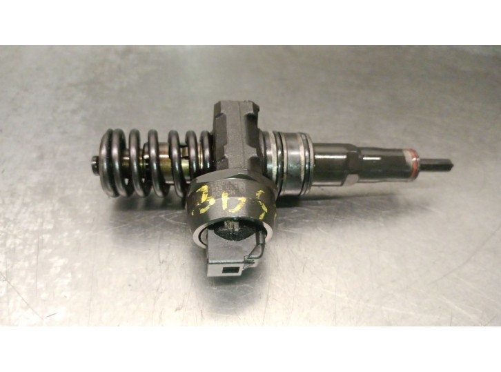 Recambio de inyector para skoda superb i (3u4) 1.9 tdi referencia OEM IAM 038130073BA 0414720216