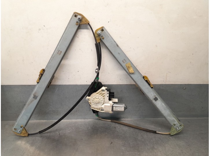 Replacement front left window regulator for Audi Q5 (8RB) 3.0 TDI Quattro OEM IAM reference 8R0837461F 8R0837461F 