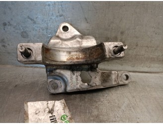 Recambio de soporte motor para ford focus ii descapotable 2.0 tdci referencia OEM IAM AV613K305FA 1682853