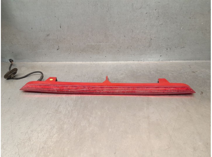 Replacement centre high-mounted stop light for Audi Q5 (8RB) 3.0 TDI Quattro OEM IAM reference 8R0945097 8R0945097