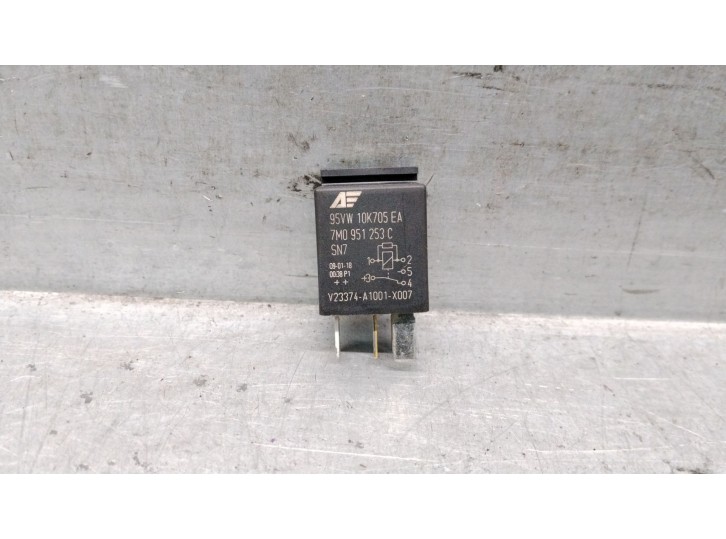Recambio de rele para audi q5 (8rb) 3.0 tdi quattro referencia OEM IAM 7M0951253C