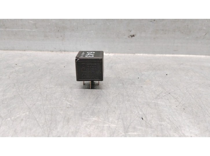 Recambio de rele para audi q5 (8rb) 3.0 tdi quattro referencia OEM IAM 8K0951253