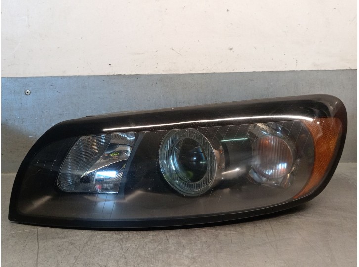 Recambio de faro izquierdo para volvo c30 (533) 1.6 d referencia OEM IAM 31214537 31335199 0301232201