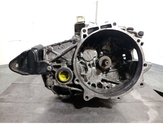 Recambio de caja cambios para dodge journey 2.0 crd referencia OEM IAM A8120848 5273355AF 