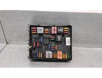 CAJA RELES / FUSIBLES 1K0937124K 
