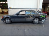 mercedes-benz 124 sedán (w124) del año 1992