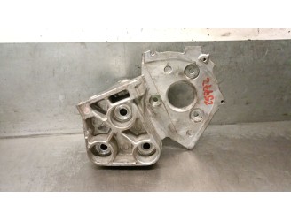 Recambio de soporte bomba inyeccion para renault megane ii sedán (lm0/1_) 1.9 dci (lm0g, lm1g, lm2c) referencia OEM IAM 82002402
