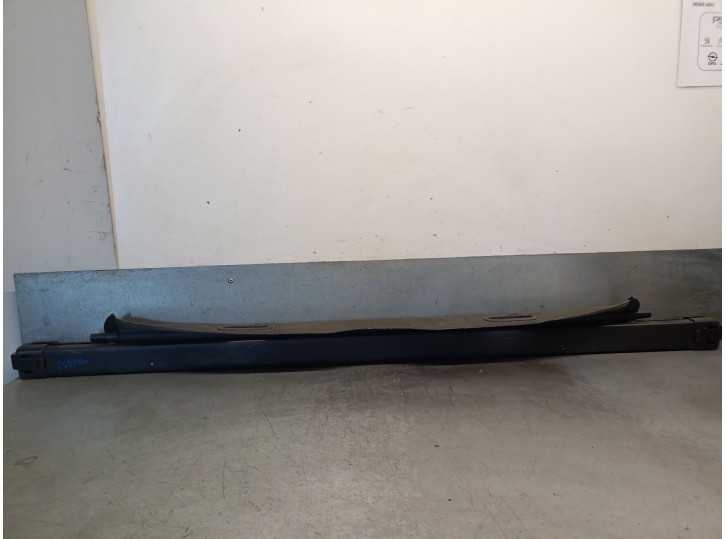Recambio de bandeja trasera para chevrolet captiva (c100, c140) 2.0 d 4wd referencia OEM IAM 96829398 96829398 
