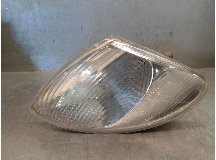 Replacement front left light for Renault Megane Scénic (JA0/1_) 1.6 E (JA0F) OEM IAM reference 7700831466 7701040712