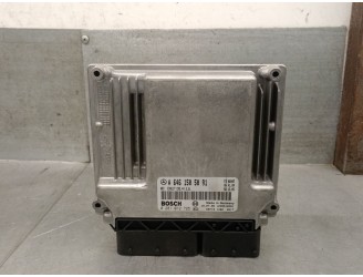 CENTRALITA MOTOR UCE A6461505091 0281012725