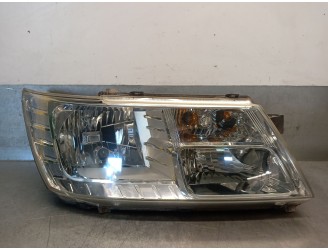 Replacement right headlight for dodge journey 2.0 crd OEM IAM reference 05067788AA 5067788AC