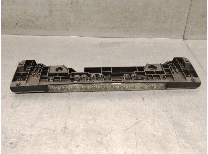 Recambio de luz central de freno para peugeot 407 sw (6e_, 6d_) 2.0 referencia OEM IAM 9647734980 6350T1 