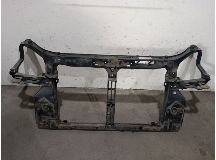 Replacement front panel for hyundai tucson (jm) 2.0 crdi OEM IAM reference 641012E001 641012E001