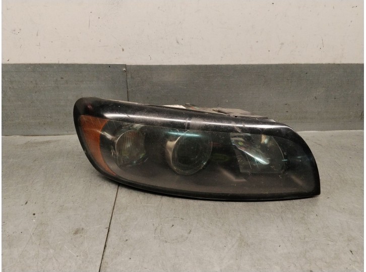 Recambio de faro derecho para volvo c30 (533) 1.6 d referencia OEM IAM 31214538 31335214 0301232202