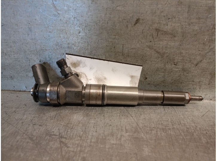 Recambio de inyector para bmw 3 (e46) 320 d referencia OEM IAM 0445110131 0445110131 0445110131