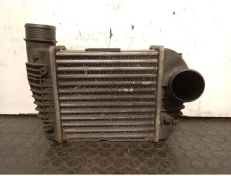 Recambio de intercooler para audi a6 c6 (4f2) 2.7 tdi quattro referencia OEM IAM 4F0145806R 4F0145806T