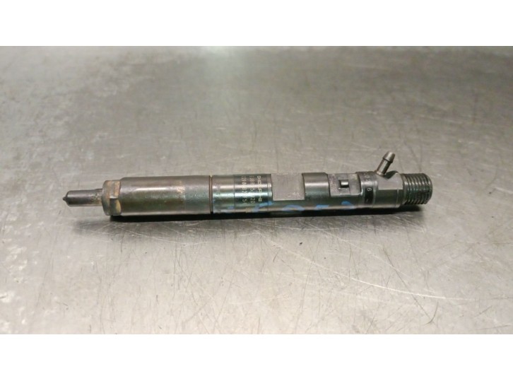 Recambio de inyector para renault twingo ii (cn0_) 1.5 dci (cn0e) referencia OEM IAM 8200815416 EJBR05102D