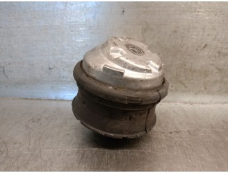 Replacement engine mount for Mercedes-Benz C-Class Coupé (CL203) C 220 CDI (203.708) OEM IAM reference A2032401417 A203240141