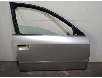 FRONT RIGHT DOOR 4B0831052D 4B0831052D 