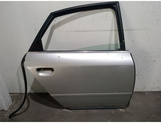 REAR RIGHT DOOR 4B0833052 4B0833052 